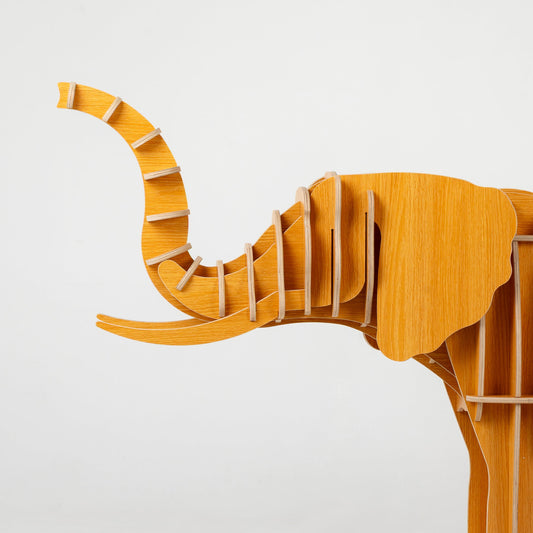 Biblioteca con forma de elefante para libros y juguetes